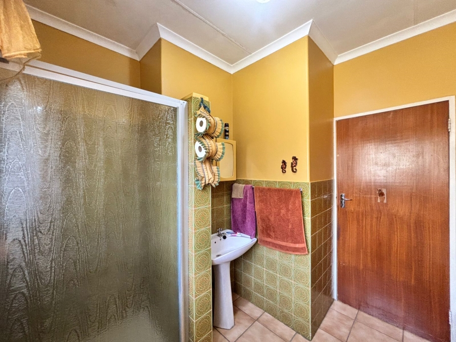 4 Bedroom Property for Sale in Flamwood North West